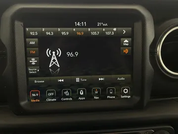 2022 Jeep Wrangler 4xe - image 23