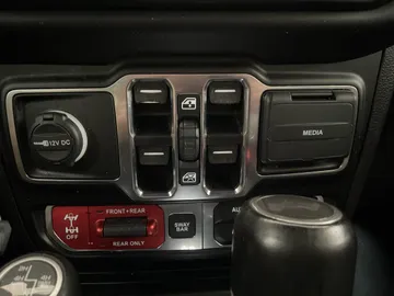 2022 Jeep Wrangler 4xe - image 21