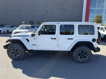 2023 Jeep Wrangler 4xe - image 4