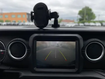 2022 Jeep Wrangler 4xe - image 19