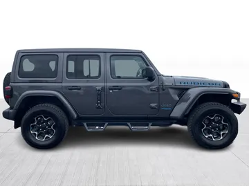 2022 Jeep Wrangler 4xe - image 2