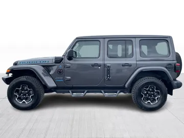 2022 Jeep Wrangler 4xe - image 10