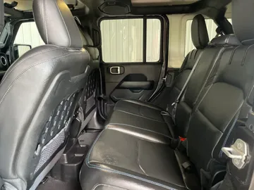 2021 Jeep Wrangler 4xe - image 14