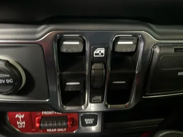 2021 Jeep Wrangler 4xe - image 24