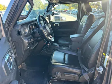 2022 Jeep Wrangler 4xe - image 8