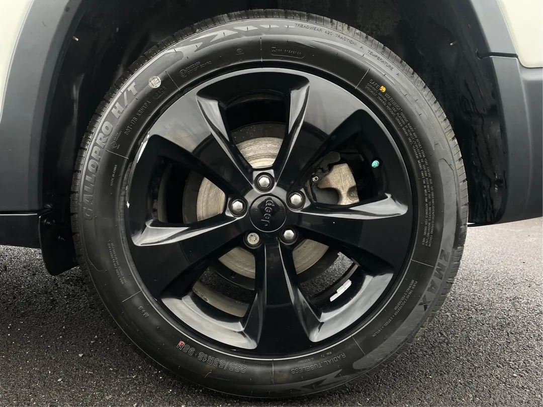 2019 Jeep Cherokee — photo 5