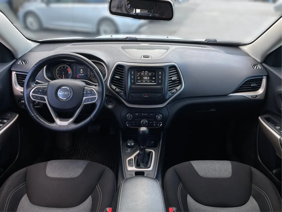 2017 Jeep Cherokee for sale - photo 4