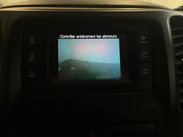2018 Jeep Cherokee - image 18