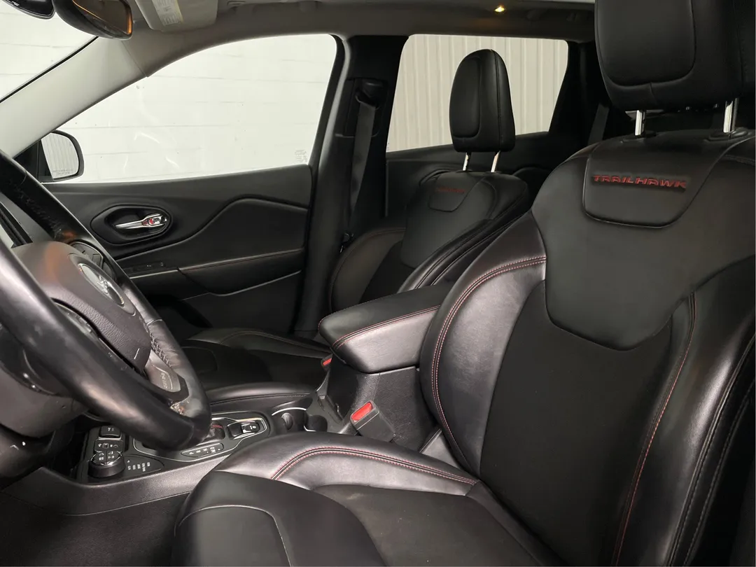 2019 Jeep Cherokee — photo 3