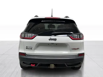 2019 Jeep Cherokee - image 11