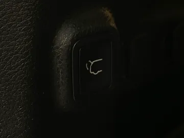 2019 Jeep Cherokee - image 21