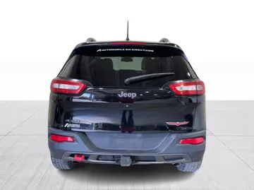 2017 Jeep Cherokee - image 12
