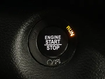 2022 Jeep Cherokee - image 27