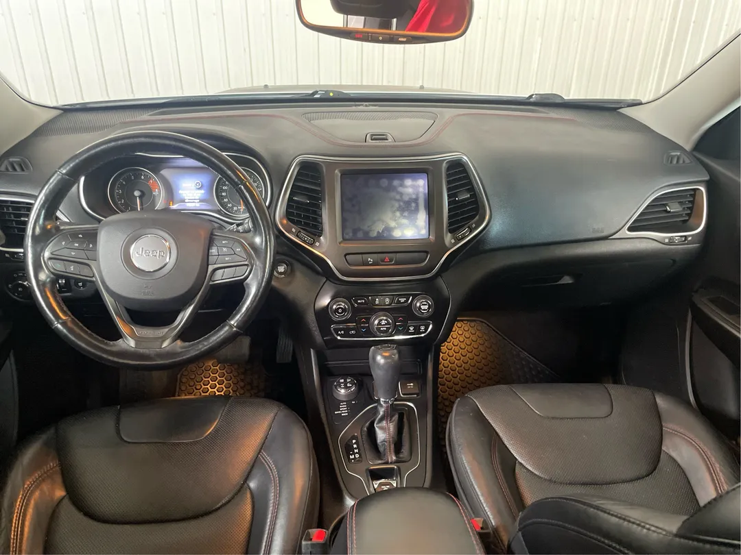 2020 Jeep Cherokee — photo 4