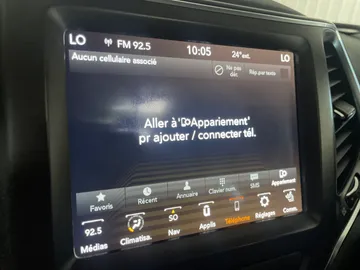 2020 Jeep Cherokee - image 31