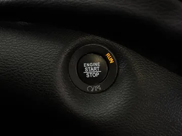 2019 Jeep Cherokee - image 22
