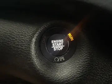 2021 Jeep Cherokee - image 22