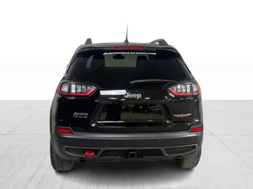 2021 Jeep Cherokee - image 11