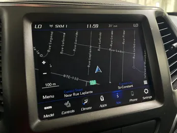 2022 Jeep Cherokee - image 23