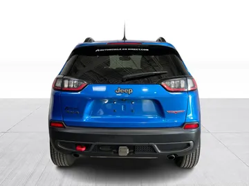 2022 Jeep Cherokee - image 12