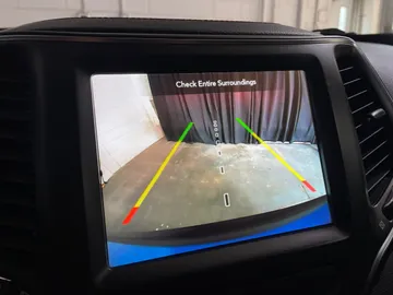 2022 Jeep Cherokee - image 24