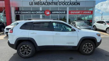 2021 Jeep Cherokee - image 4