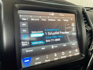 2021 Jeep Cherokee - image 33