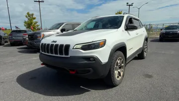 2021 Jeep Cherokee - image 3