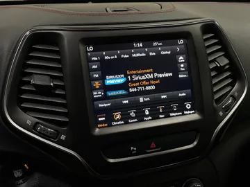2021 Jeep Cherokee - image 30