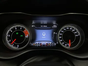 2021 Jeep Cherokee - image 18