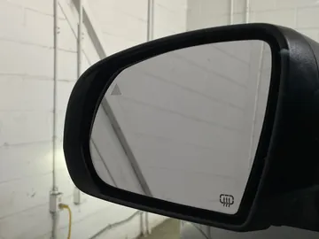 2021 Jeep Cherokee - image 18