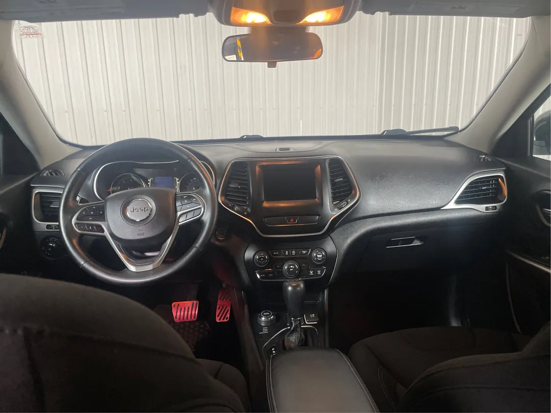 2019 Jeep Cherokee — photo 4