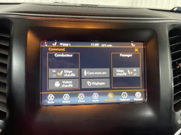 2019 Jeep Cherokee - image 22