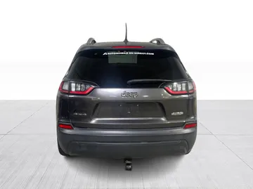 2019 Jeep Cherokee - image 11