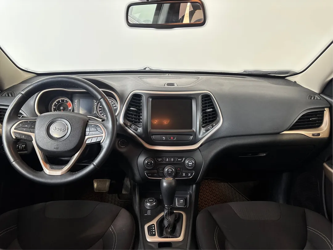 2018 Jeep Cherokee — photo 4