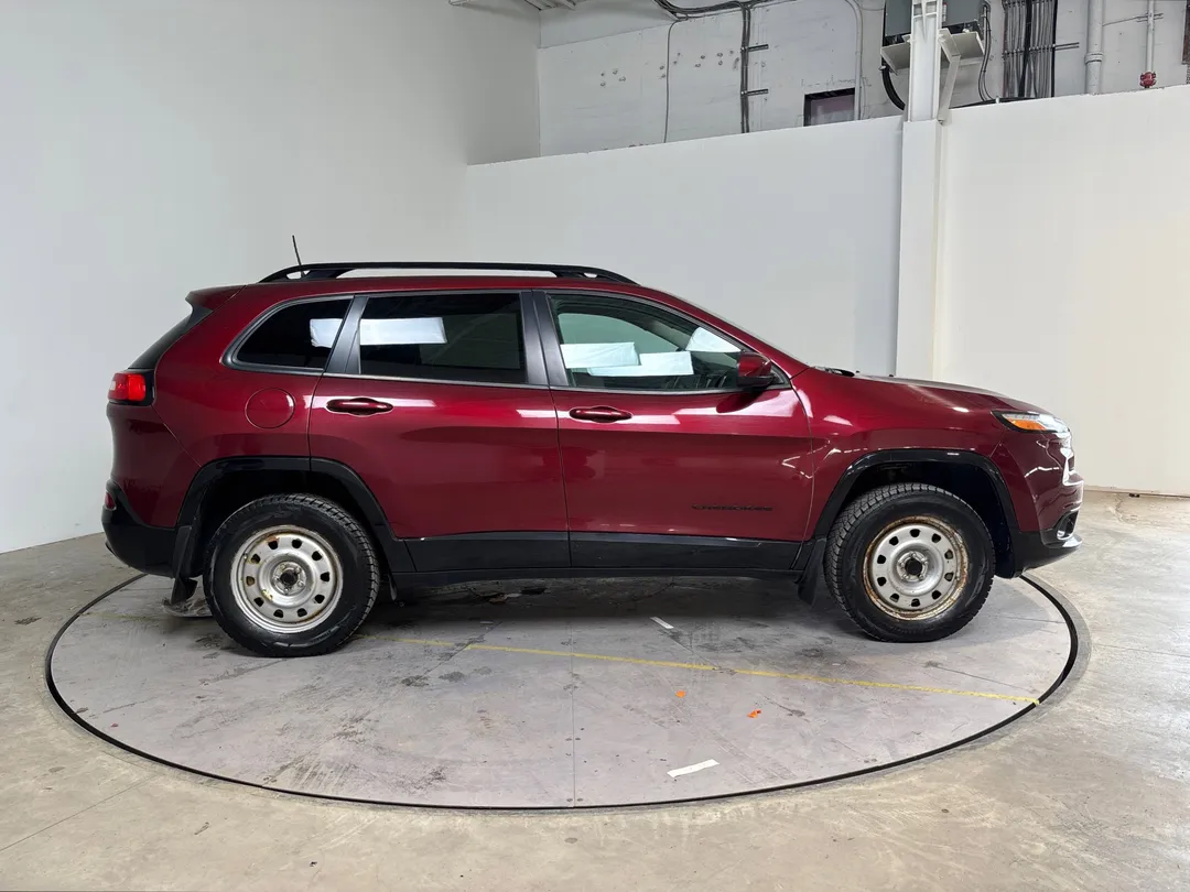 2018 Jeep Cherokee — photo 2