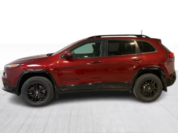 2018 Jeep Cherokee - image 9