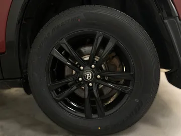 2018 Jeep Cherokee - image 6