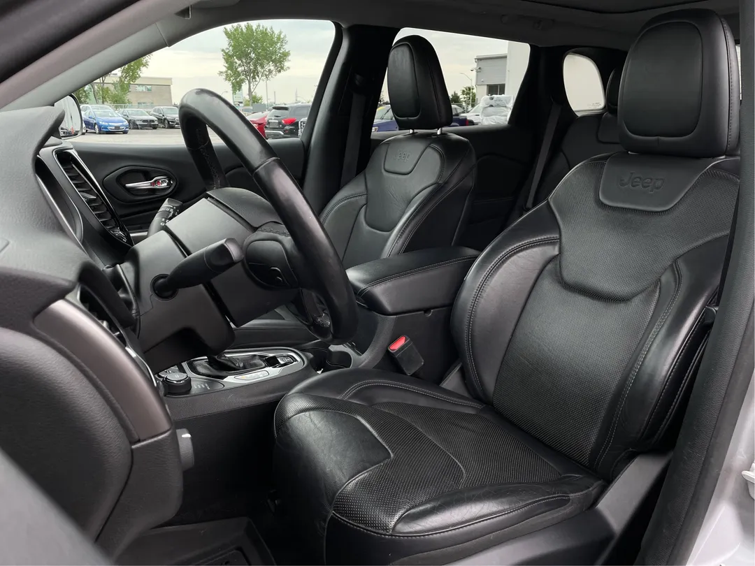 2019 Jeep Cherokee — photo 3