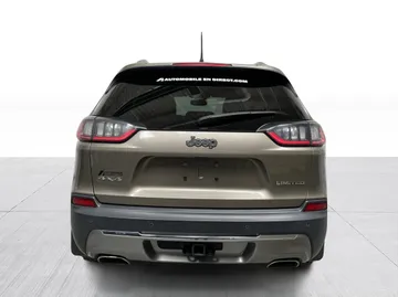 2019 Jeep Cherokee - image 13