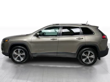 2019 Jeep Cherokee - image 11