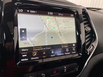 2020 Jeep Cherokee - image 24