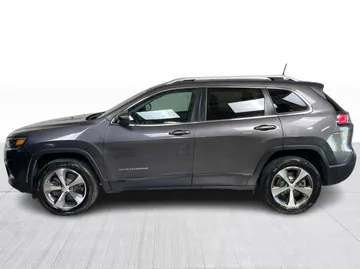 2020 Jeep Cherokee - image 10