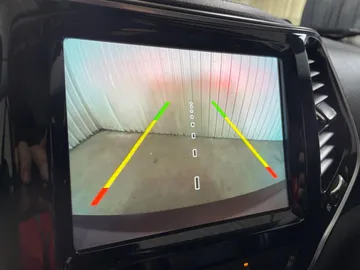 2020 Jeep Cherokee - image 25