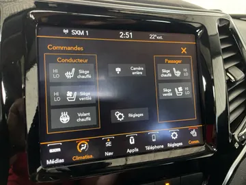 2020 Jeep Cherokee - image 29