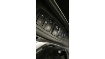 2018 Dodge Durango - image 25