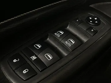 2019 Dodge Durango - image 25