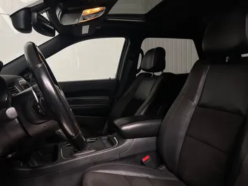 2019 Dodge Durango - image 3