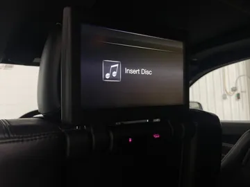 2019 Dodge Durango - image 23