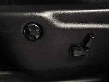 2019 Dodge Durango - image 26